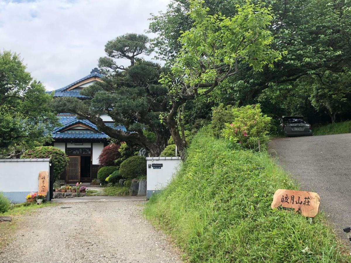 Kougetsu Sanso -- Moon Villa In Tokyo Hachioji Exterior foto